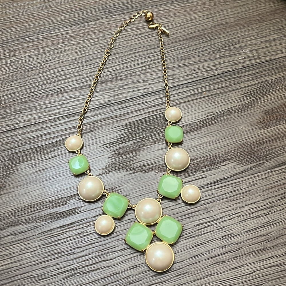 KATE SPADE NEW YORK Mint/Cream Cushion Pearl Statement Necklace - Picture 8 of 11
